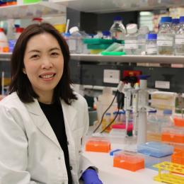 When Dr Lavinia Tan processes the blood samples of cancer patients, she sees more than just the data. She sees the stories of people with lung cancer fighting to live longer. Her work at Peter Mac is revealing how lung cancer changes and resists treatment, and how we can outsmart it. 💬 “Every patient’s cancer is different. By studying tumour and blood samples, we can see how cancers evolve. This helps us design more personalised treatments so patients can stay well for longer,” says Dr Tan. In 2025, Dr Tan received a prestigious Discovery Partner Fellowship, which provides dedicated time and resources for her to spend on research. Funded by Discovery Partners – the generous monthly donors across Australia powering this research – she’s able to pursue ways to outsmart lung cancer. 💜 Thanks to our community of donors, researchers like Dr Tan can turn bold ideas into real-world progress for people with cancer. Read more: foundation.petermac.org/drlaviniatan