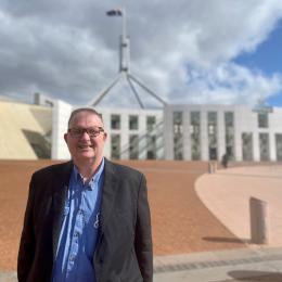 “Be the change you want to see.” These are Peter’s words, a long-time advocate for social justice. When Peter’s father was treated at Peter Mac, the experience inspired him to act. Peter wants to ensure that cancer research continues to advance for future generations. Including a gift in his Will became his way of making that possible. Peter has always believed in practical action. 💬 “Awareness is important, but what really makes a difference is volunteering, donating or fundraising. A bequest achieves this,” he says. As a Friend for Life – a person who has chosen to include a gift to Peter Mac in their Will – Peter's legacy of compassion will benefit countless people in the years to come. Discover the power of a gift in your Will: foundation.petermac.org/friendforlife Read more: foundation.petermac.org/peter